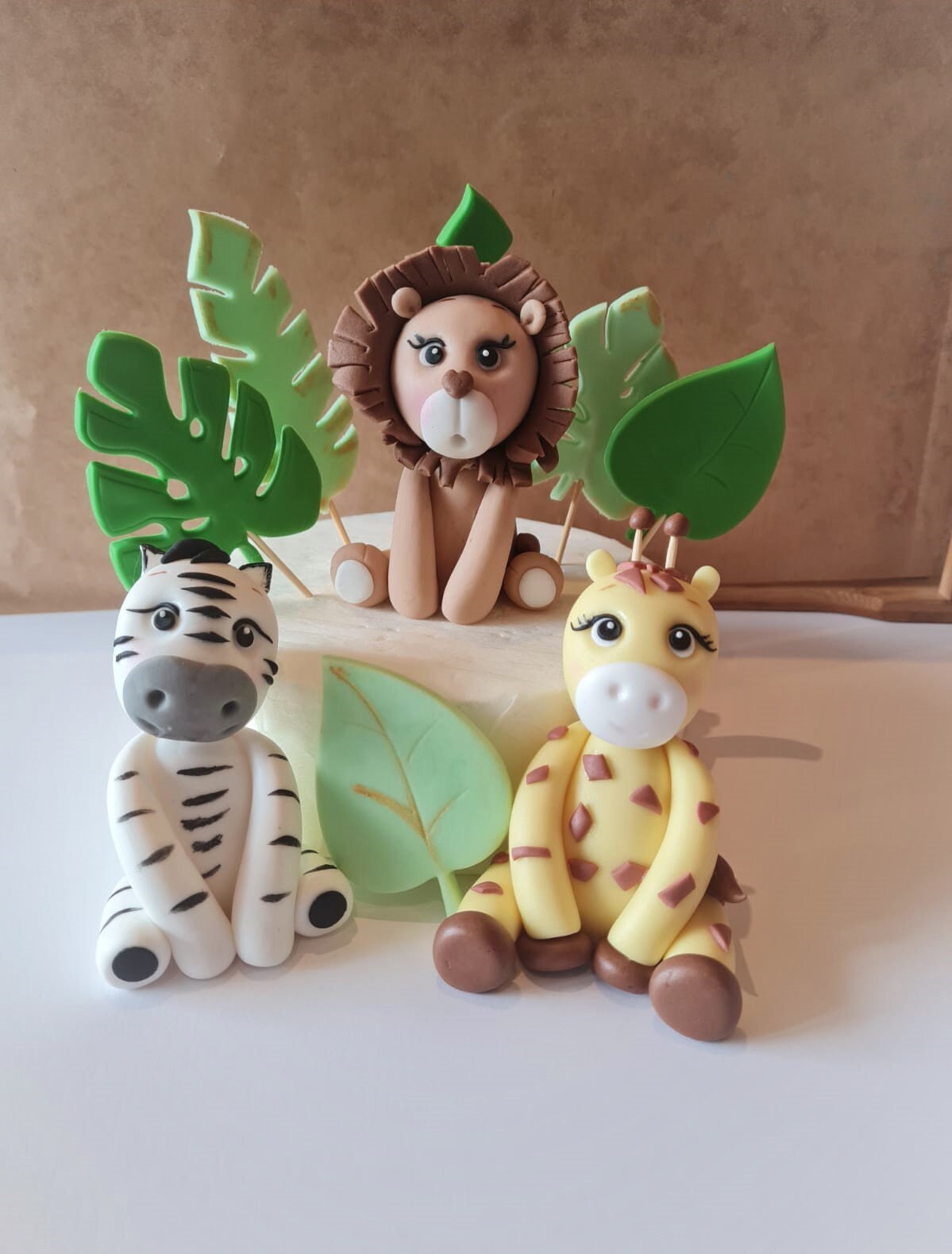 Die Tiere der Safari 2: Löwe, Giraffe und Zebra